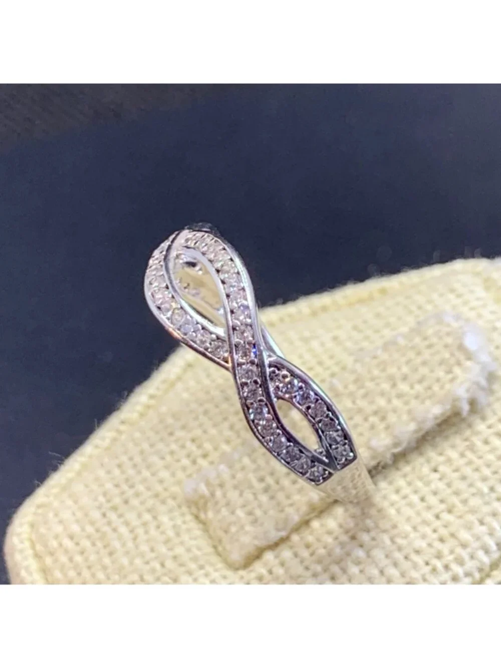 Cubic Zirconia Tapered Open Twist Sterling Silver 925 Channel Band Ring Size 9